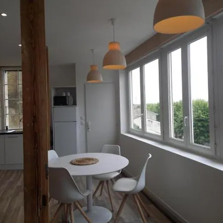 Apartment Avec Vue Et Loggia Auch