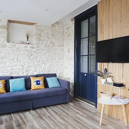 Apartmán Avec Vue Et Loggia Auch