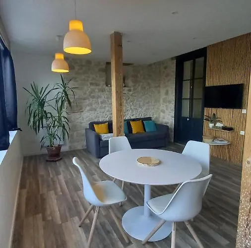 Neuf, 50m2, 4m50 De Loggia 公寓